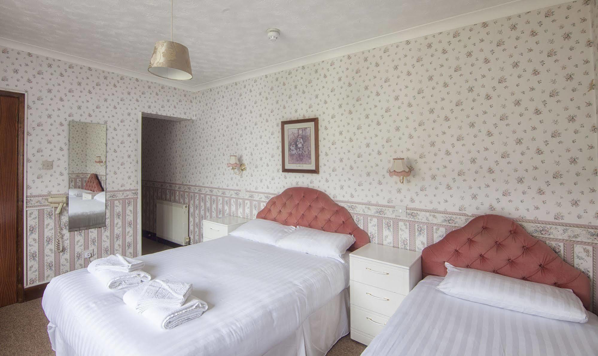 The Wight Bay Hotel - Isle Of Wight Сандаун Екстериор снимка